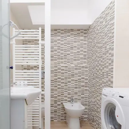 Be Maiocchi Apartman *